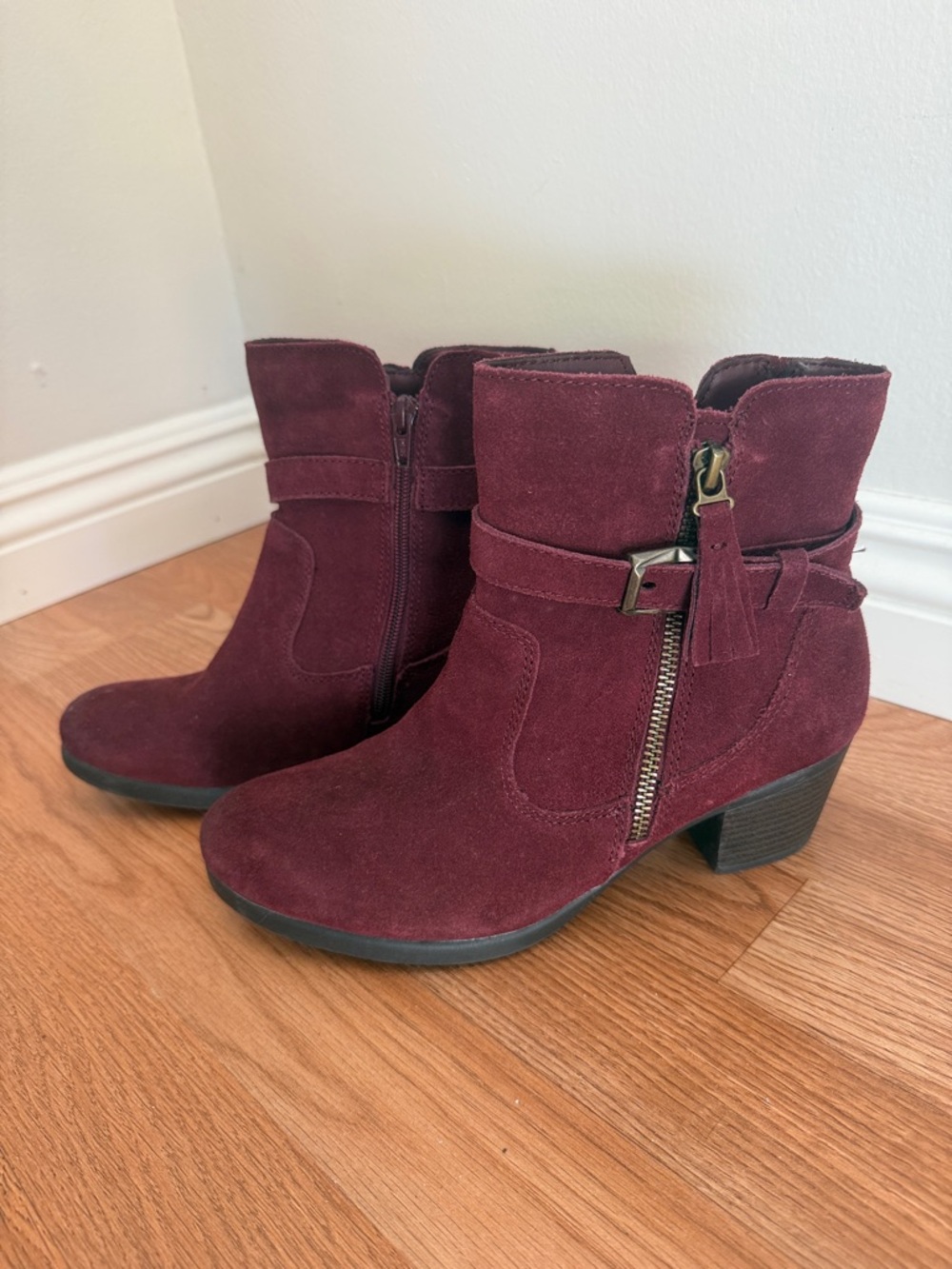 Earth Origins by EARTH "Tori" Merlot Suede Ankle Western Boho Booties Size 8M